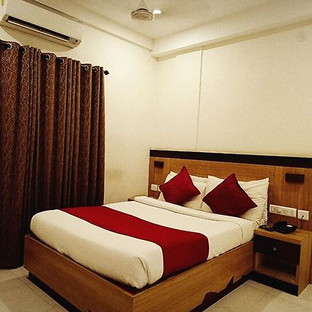 Prayana Hotels Kochi Kültér fotó
