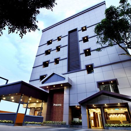 Prayana Hotels Kochi Kültér fotó