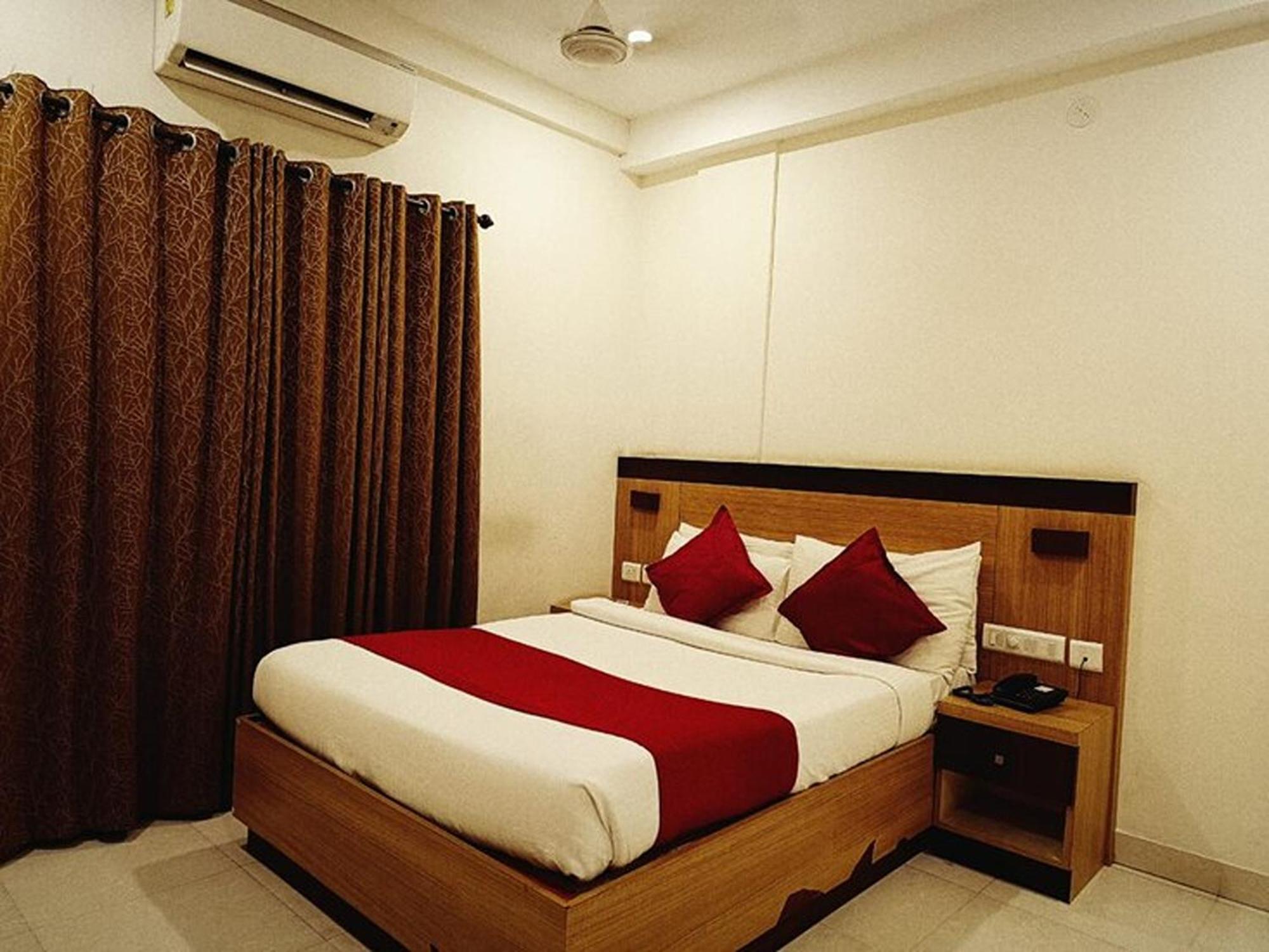 Prayana Hotels Kochi Kültér fotó