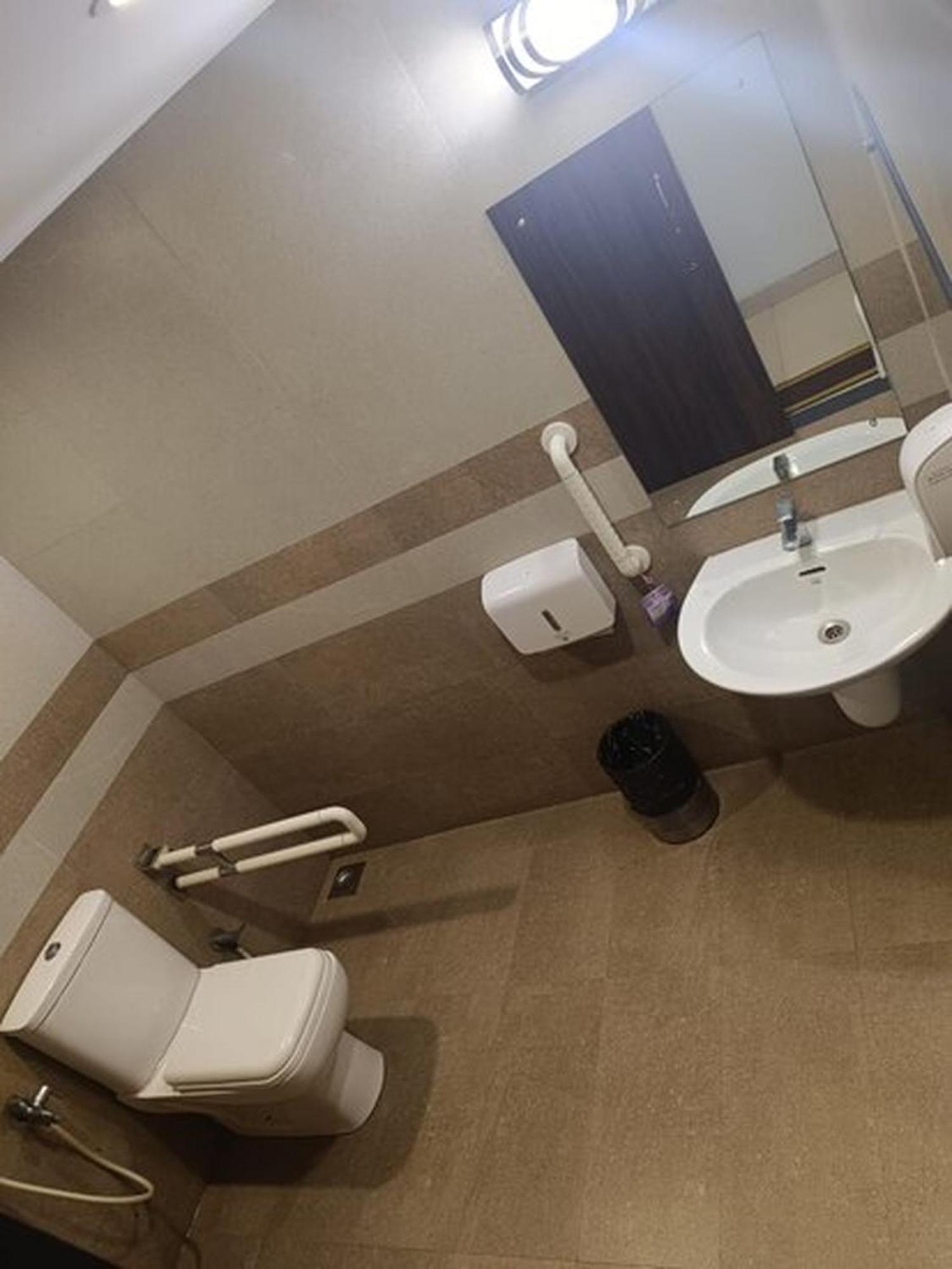 Prayana Hotels Kochi Kültér fotó