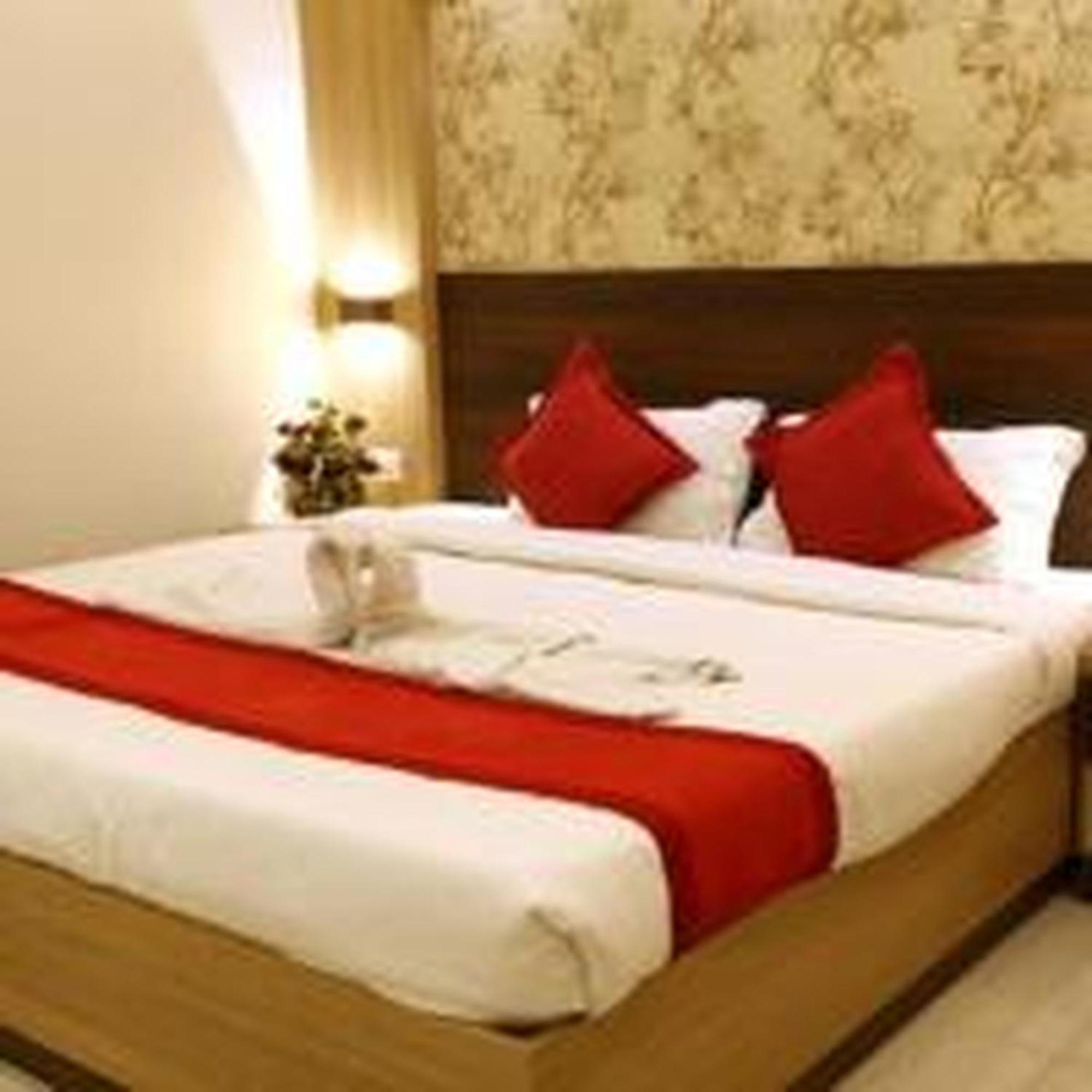 Prayana Hotels Kochi Kültér fotó